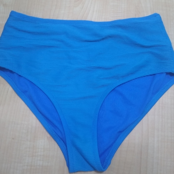 MAKE OFFERS! INVENTORY NEEDS TO GO - Picture 11 of 16